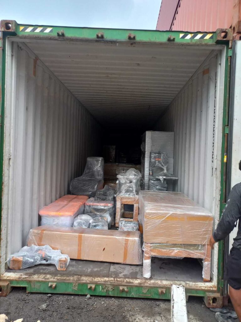 Jasa Kirim Barang ke Luar Negeri DHL di Cilacap